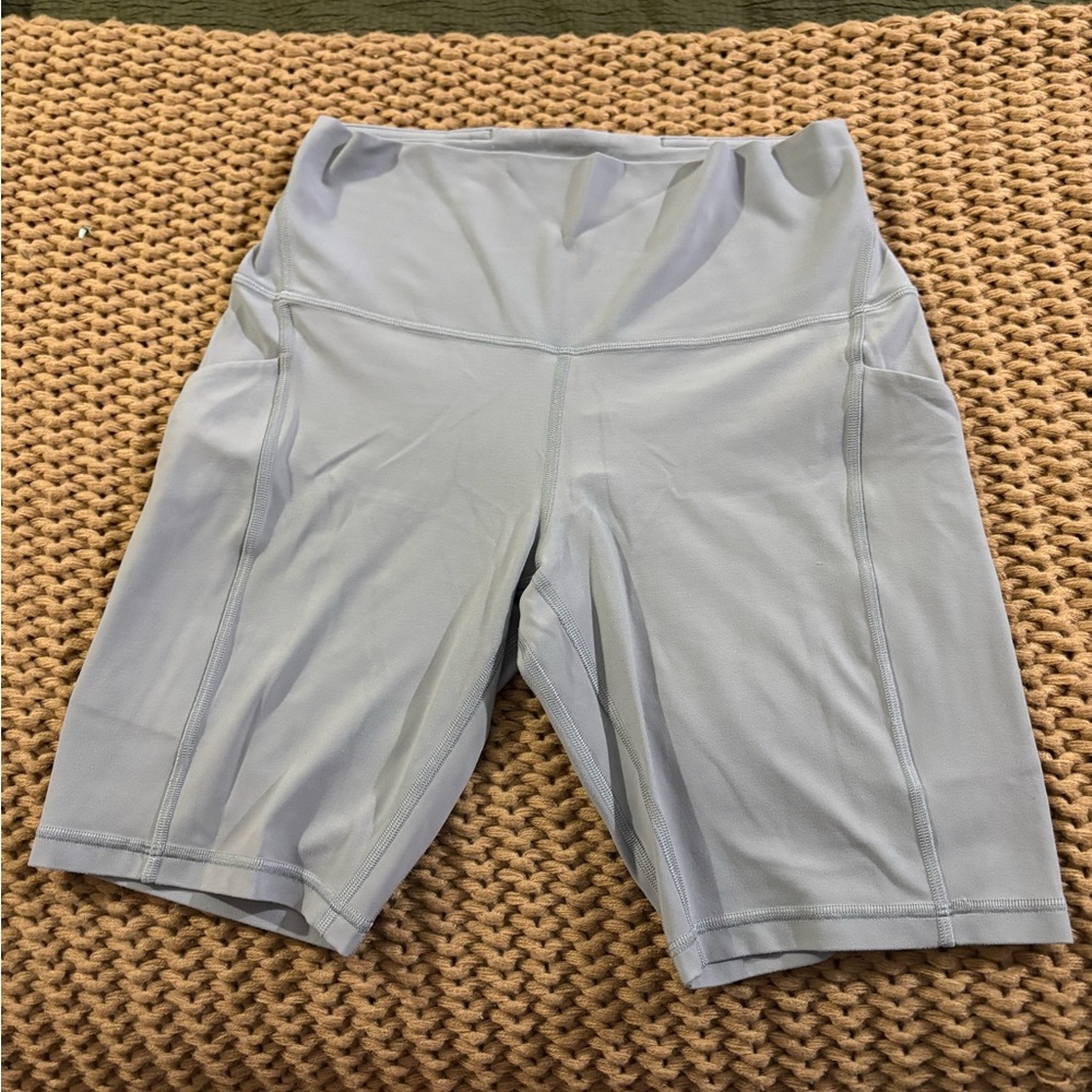 Women's lululemon align shorts with pocket